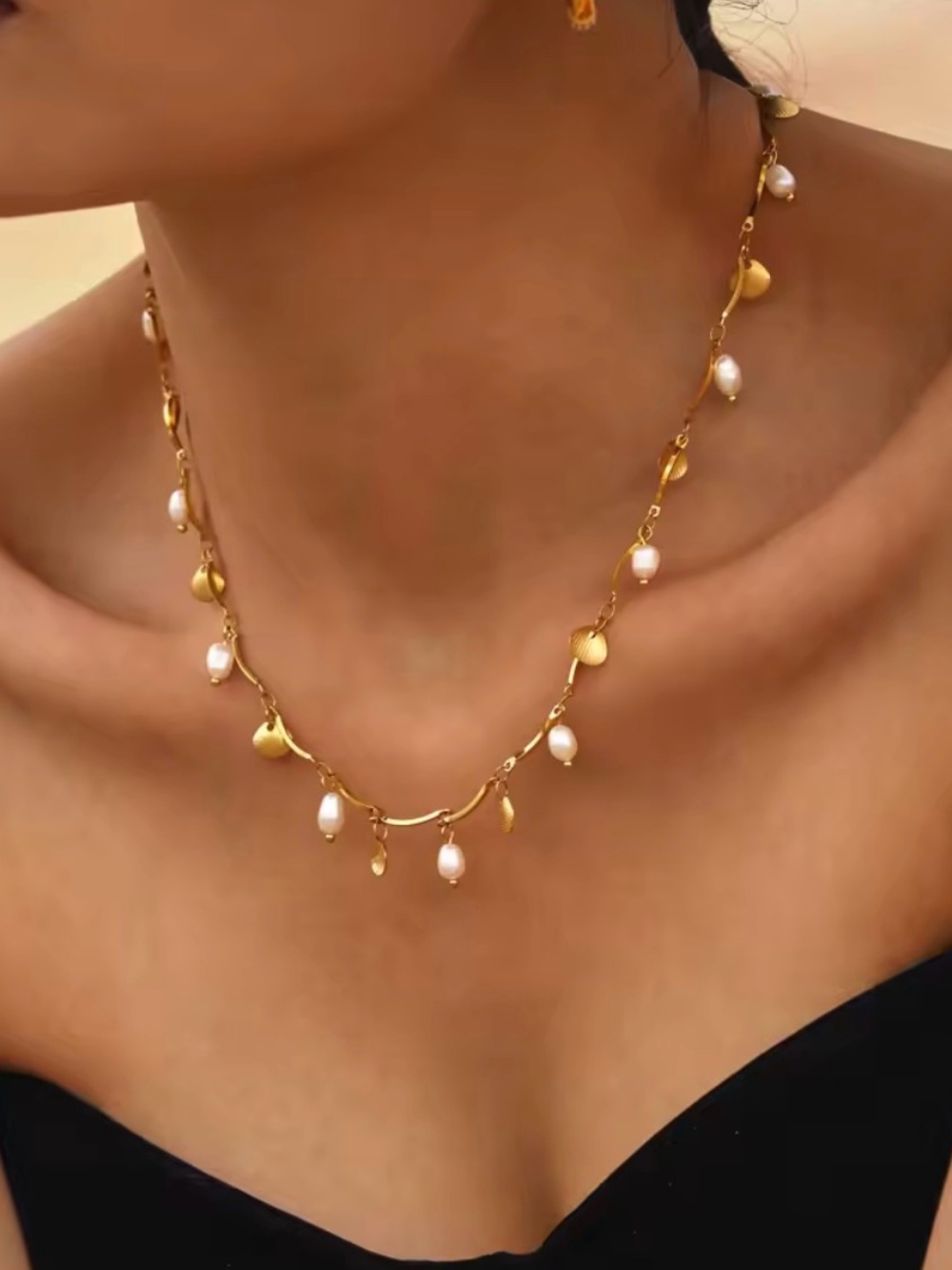 NEW Gold Natural Pearl Shell Necklace - stainless steel